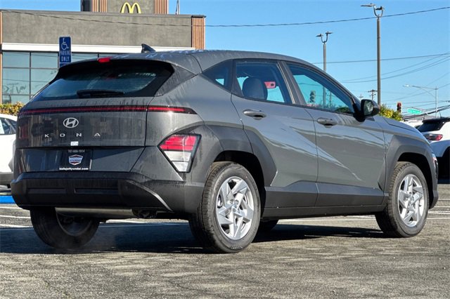 New 2026 Hyundai Kona SE image 6