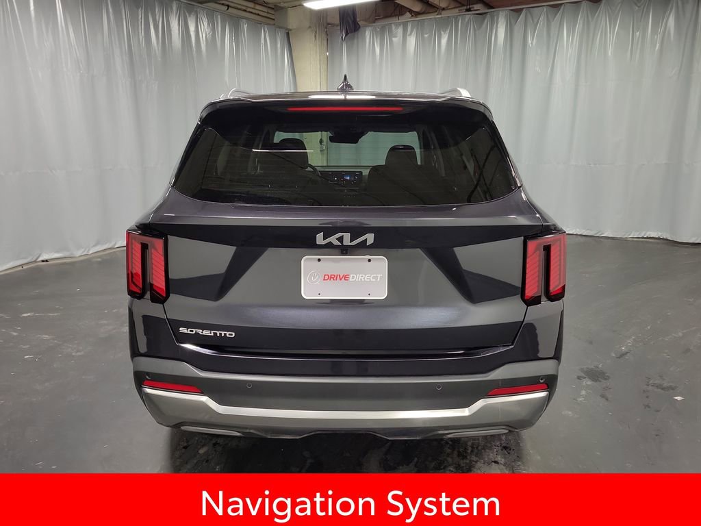 Used 2025 Kia Sorento SX image 7
