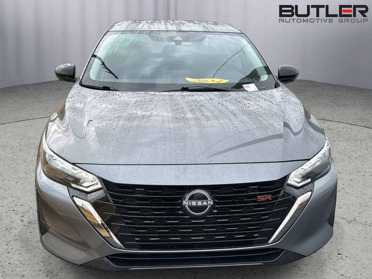 Used 2024 Nissan Sentra SR w/ SR Premium Package image 7