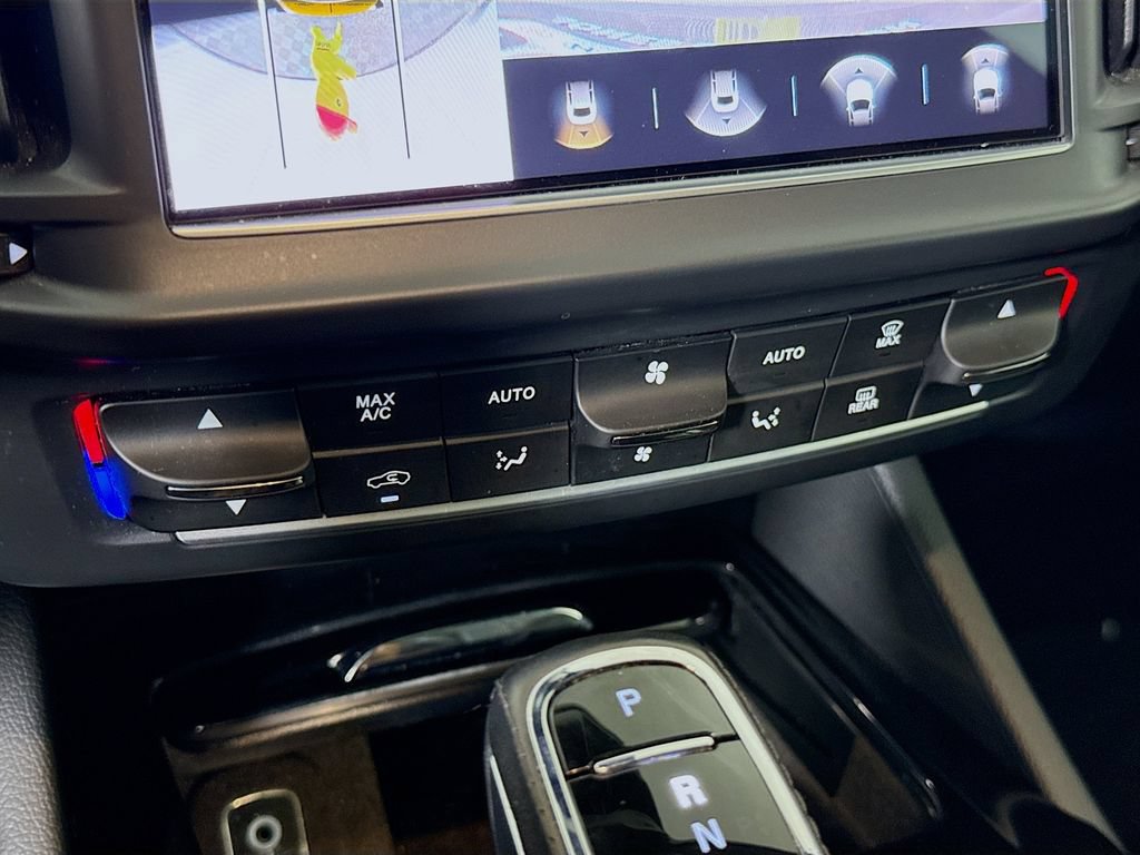Used 2022 Maserati Levante GT AWD/4WD image 8