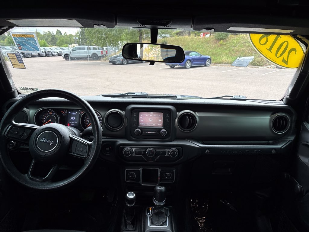 Used 2018 Jeep Wrangler Unlimited Sport AWD/4WD image 14