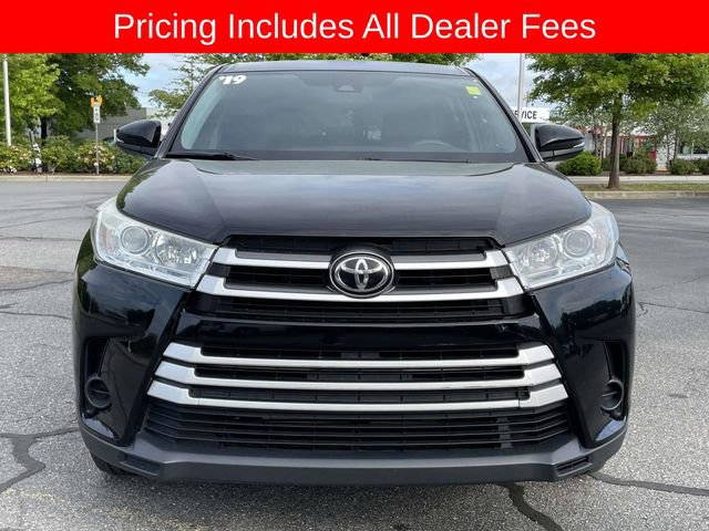 Used 2019 Toyota Highlander LE AWD/4WD image 8