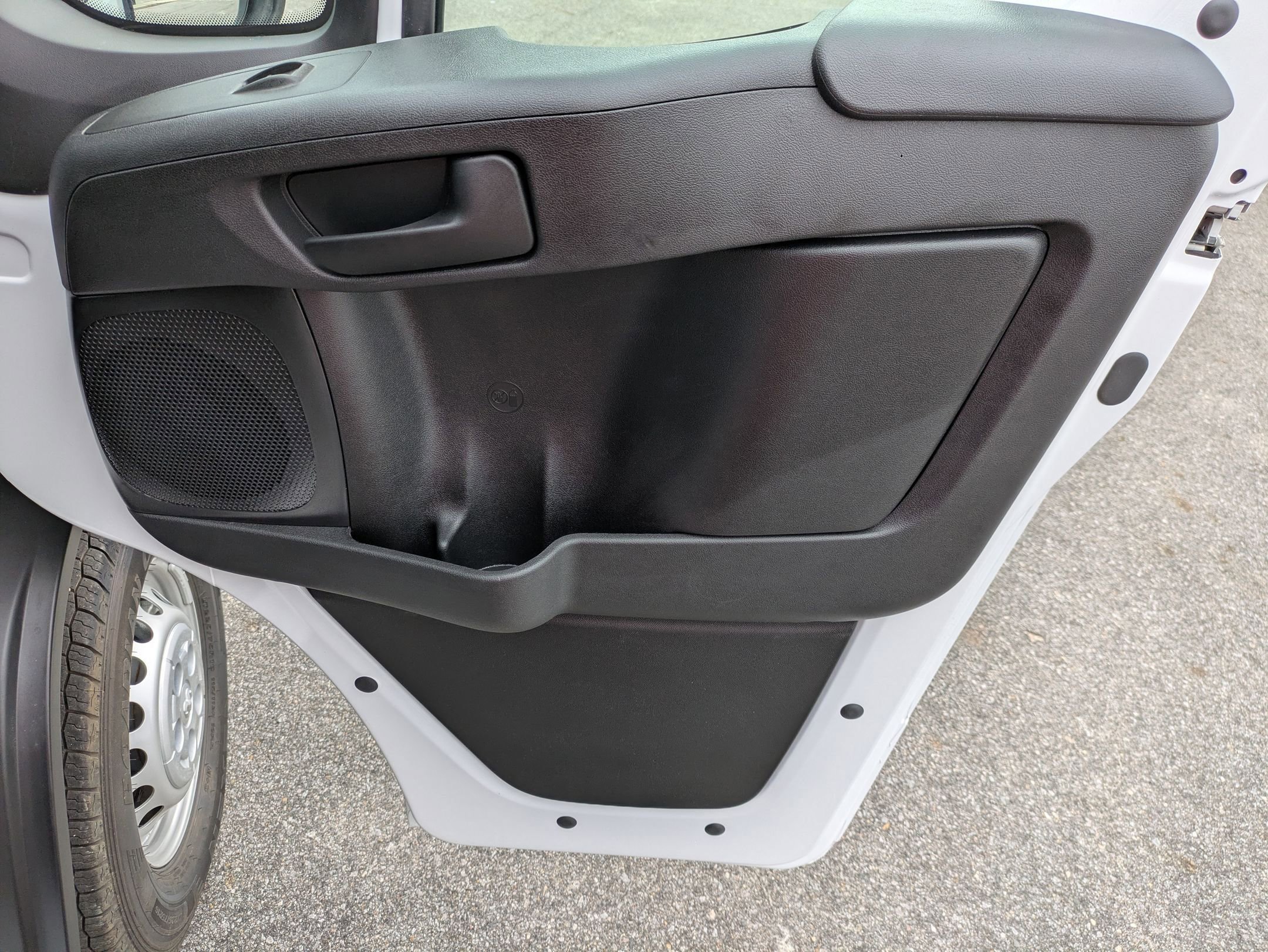 New 2026 RAM ProMaster 2500 w/ Convenience Group FWD image 23
