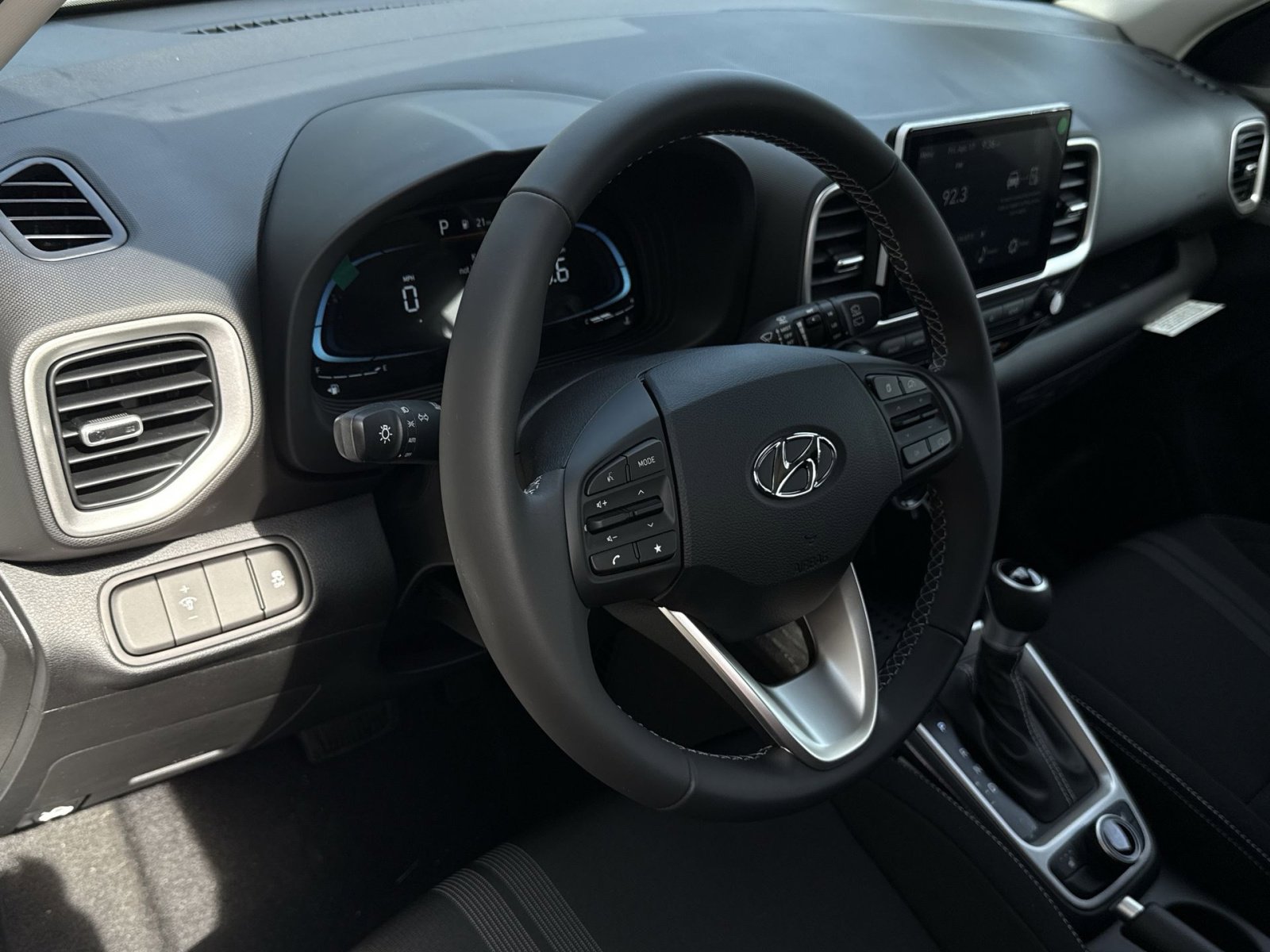 New 2026 Hyundai Venue SEL FWD image 16