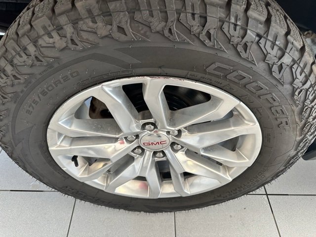 Used 2020 GMC Sierra 1500 SLT w/ SLT Premium Plus Package image 19