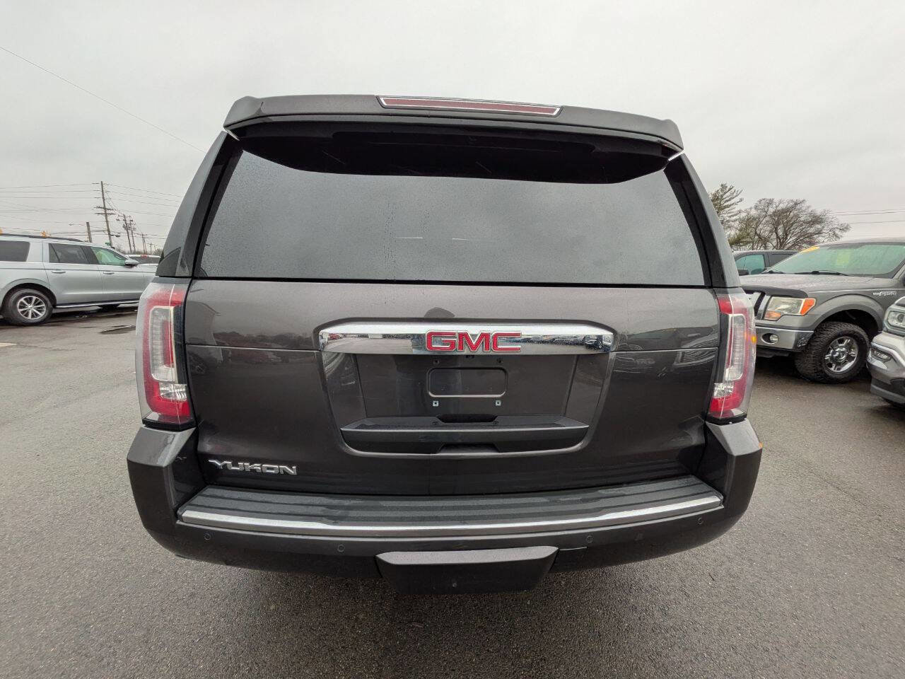 Used 2018 GMC Yukon Denali image 7