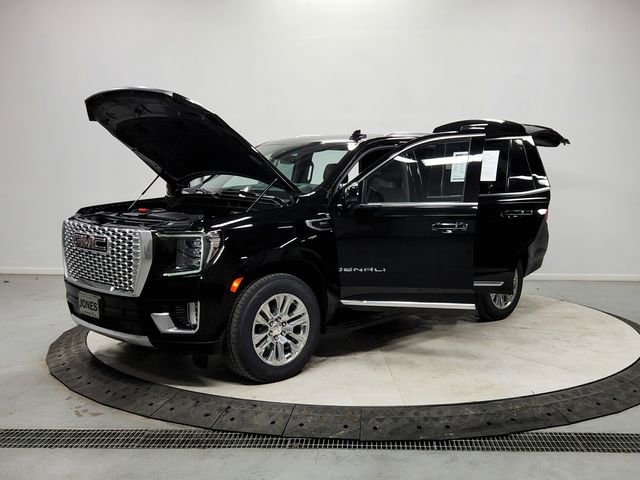 Used 2023 GMC Yukon Denali image 11
