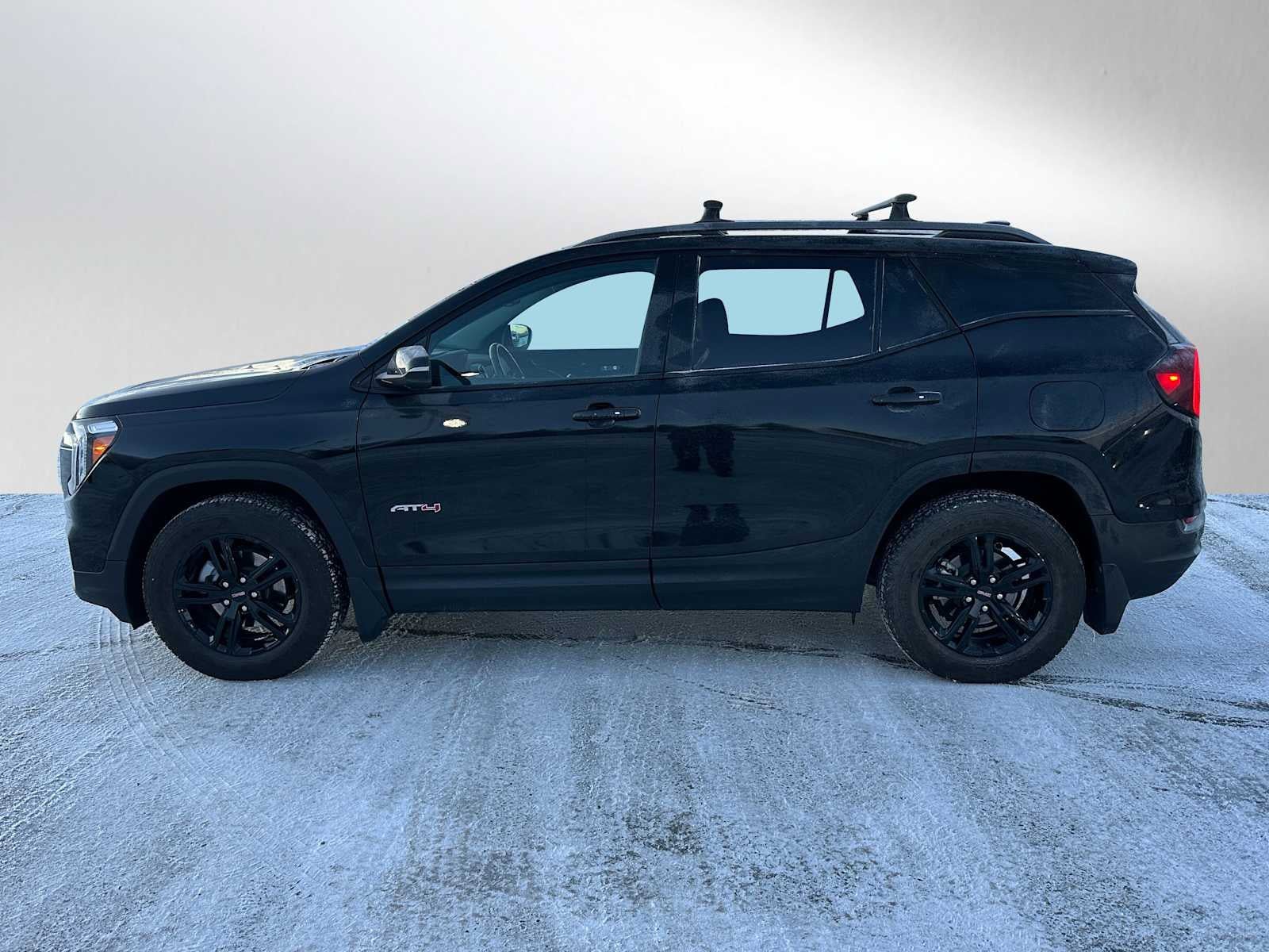 Used 2024 GMC Terrain AT4 w/ Infotainment Package II image 6