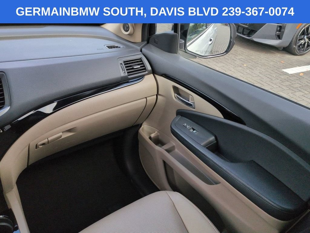 Used 2017 Honda Pilot Elite image 19