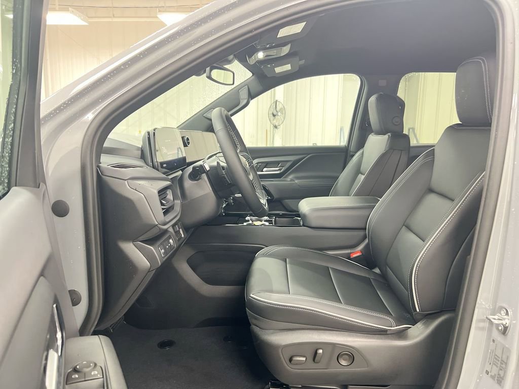 New 2026 Chevrolet Silverado EV LT AWD/4WD image 19