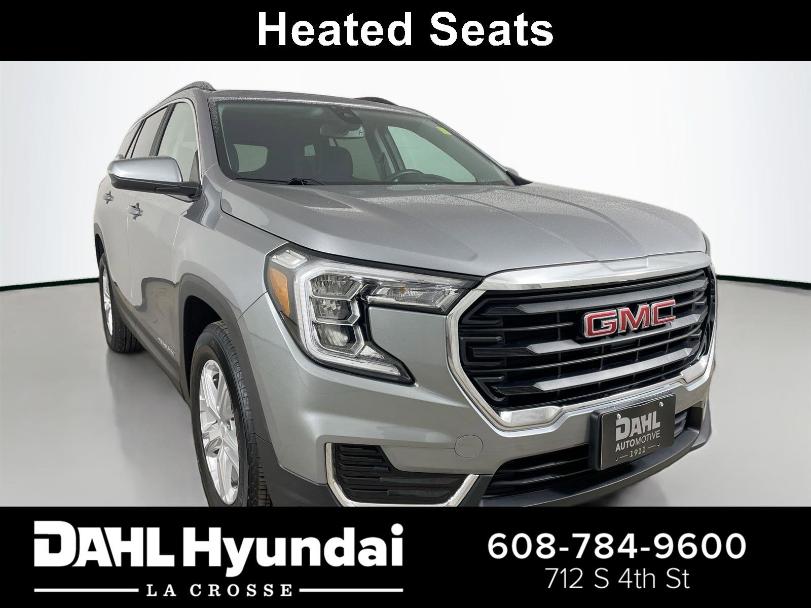 Used 2024 GMC Terrain SLE w/ Driver Convenience Package