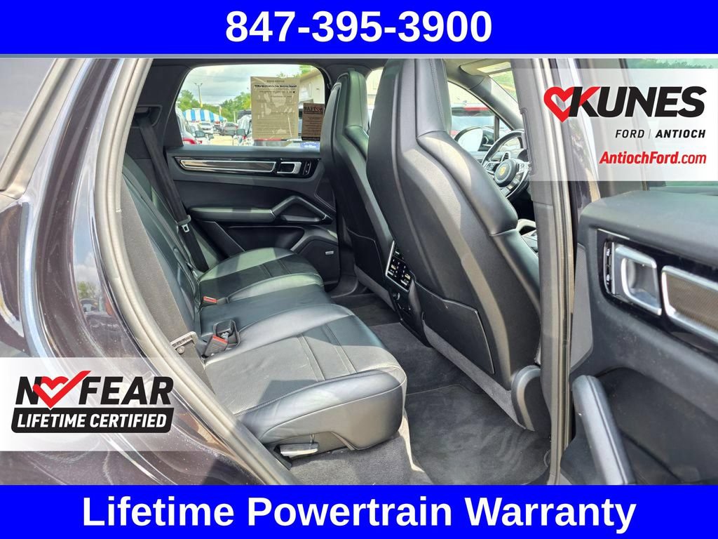 Used 2019 Porsche Cayenne S AWD/4WD image 35