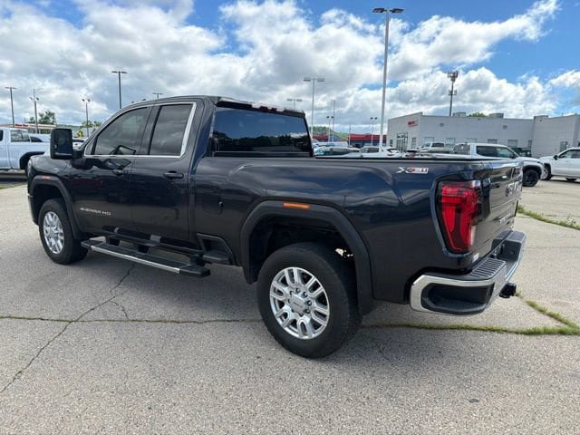 Used 2024 GMC Sierra 2500 SLE AWD/4WD image 2