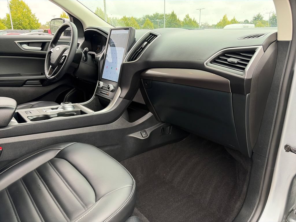 Used 2024 Ford Edge SEL w/ Convenience Package AWD/4WD image 10