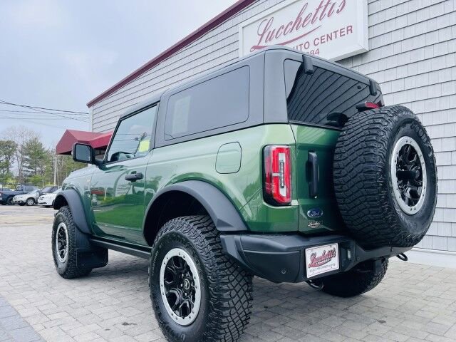 Used 2023 Ford Bronco Badlands w/ Sasquatch Package AWD/4WD image 6