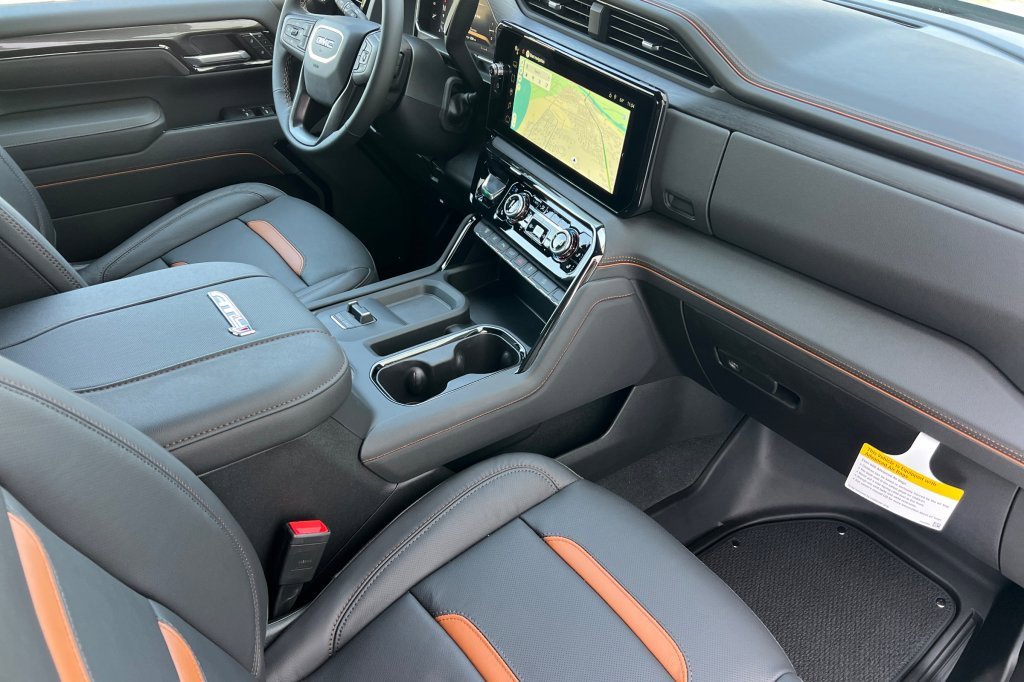 New 2026 GMC Sierra 2500 AT4 w/ AT4 Premium Plus Package image 12