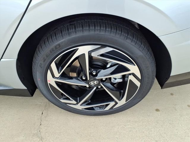 New 2026 Hyundai Sonata SEL image 17