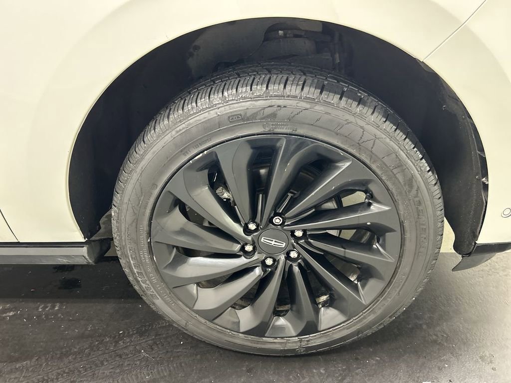 Used 2021 Lincoln Navigator L Black Label w/ Special Edition Package AWD/4WD image 8