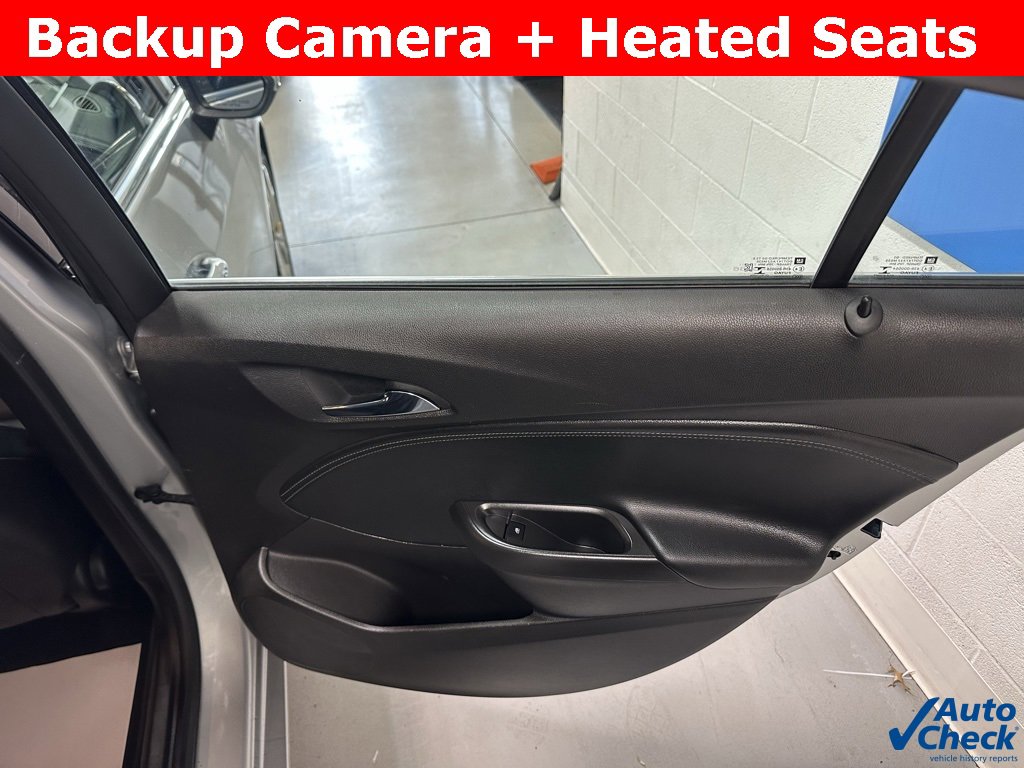 Used 2017 Chevrolet Cruze Premier image 18