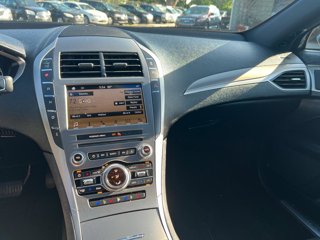 Used 2017 Lincoln MKZ Reserve FWD image 13