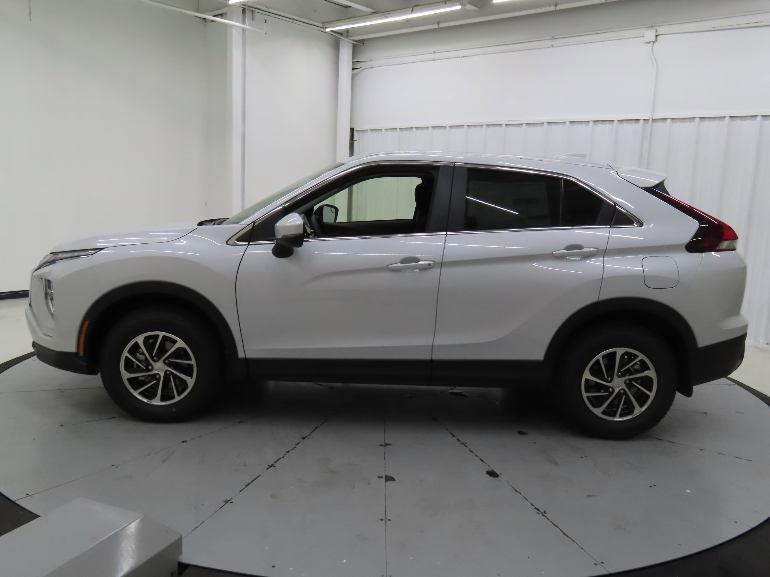 New 2026 Mitsubishi Eclipse Cross ES AWD/4WD image 6