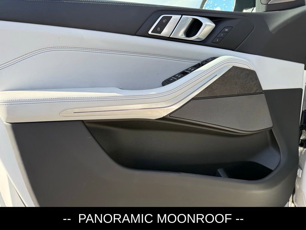 Used 2024 BMW X5 xDrive40i w/ Premium Package image 5