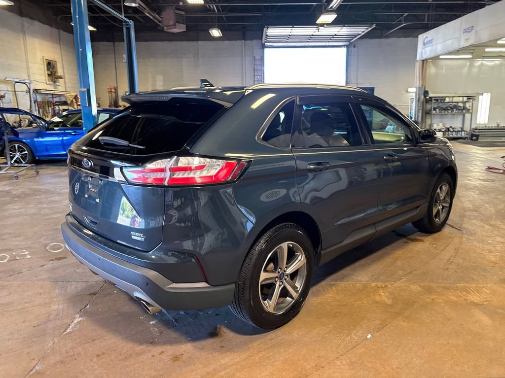 Used 2019 Ford Edge SEL w/ Equipment Group 201A AWD/4WD image 8