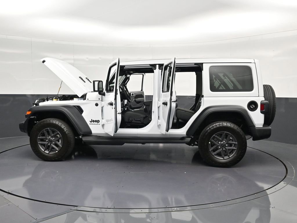 Used 2026 Jeep Wrangler Unlimited Sport AWD/4WD image 40