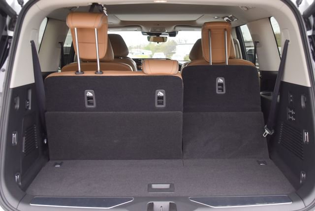 Used 2025 INFINITI QX80 Sensory AWD/4WD image 24