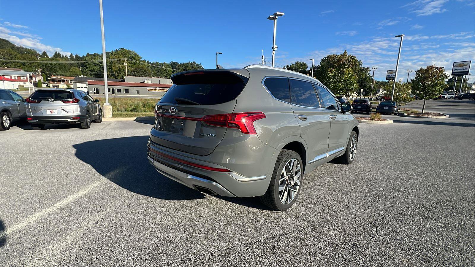 Used 2023 Hyundai Santa Fe Calligraphy image 4