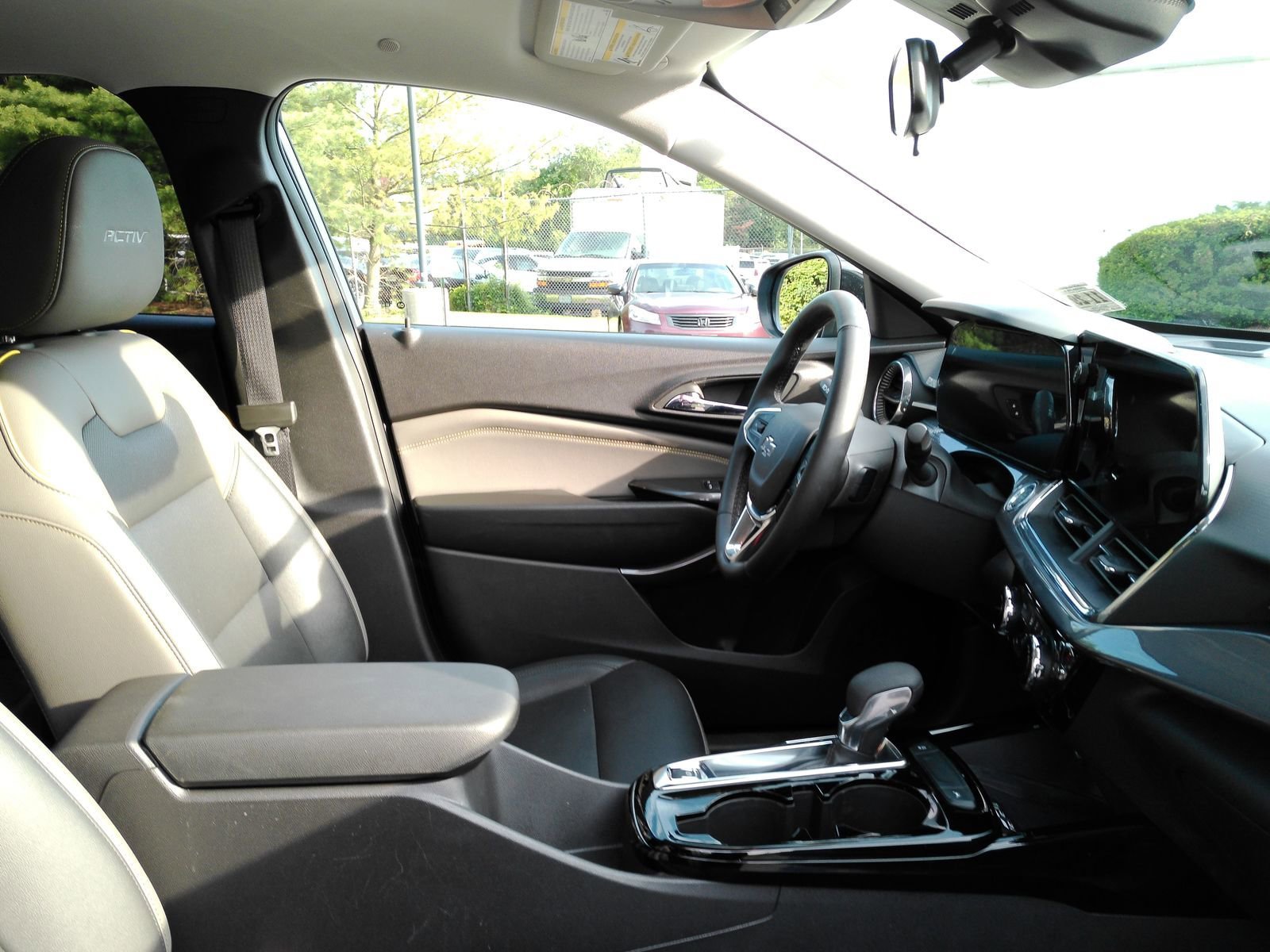 Certified 2025 Chevrolet Trax ACTIV w/ Sunroof Package FWD image 16