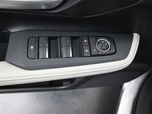 New 2026 Toyota Grand Highlander XLE image 10