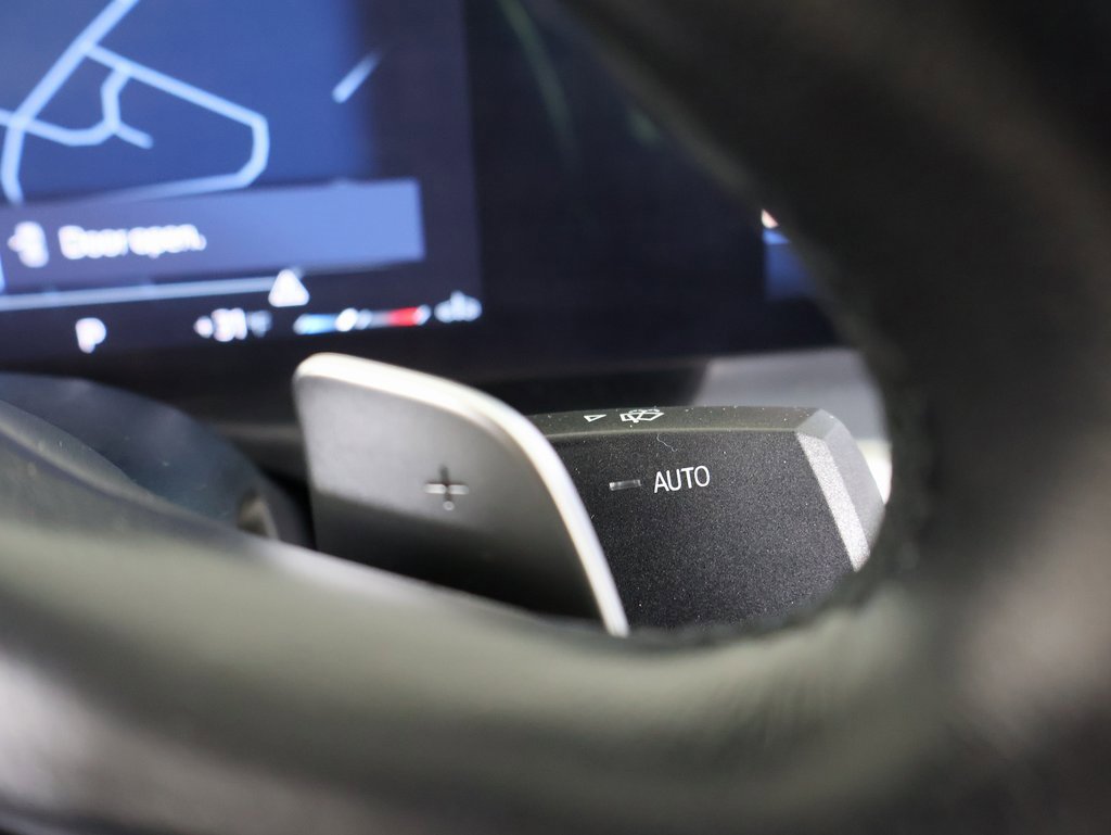 Used 2024 BMW 430i xDrive Convertible w/ Premium Package image 27