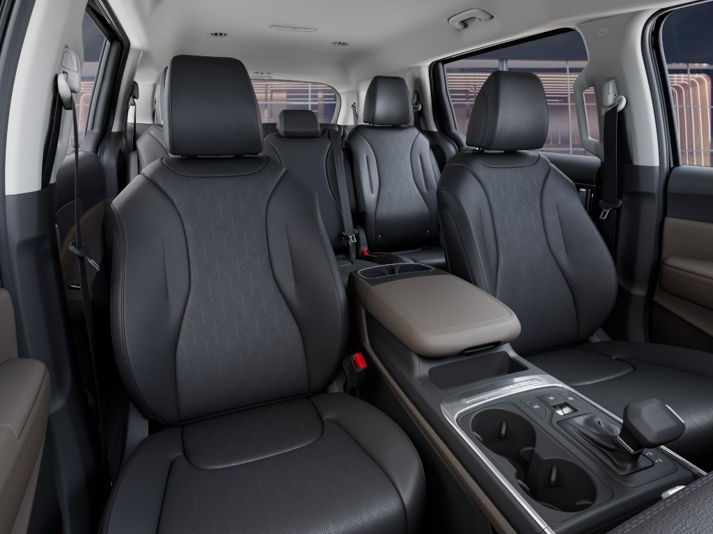 New 2026 Kia Carnival FWD image 16