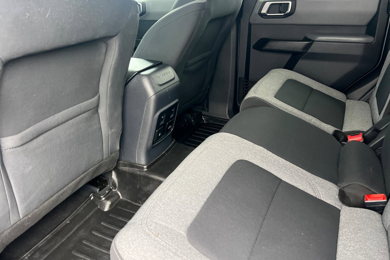 Used 2022 Ford Bronco Big Bend image 9