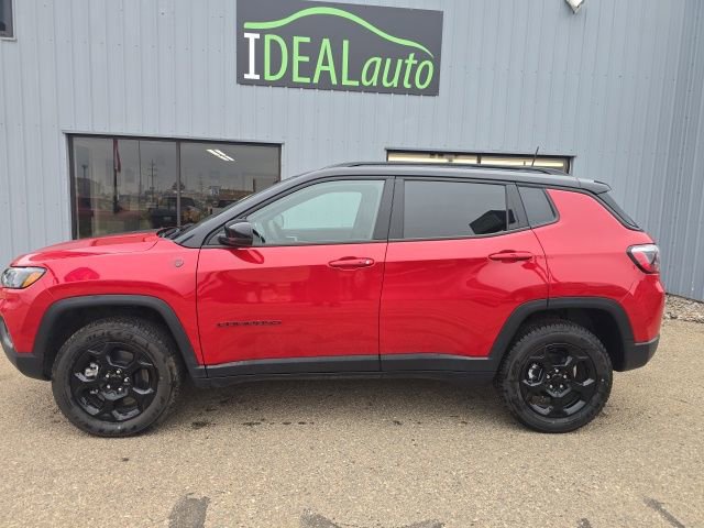 Used 2023 Jeep Compass Trailhawk w/ Trailhawk Convenience Group
