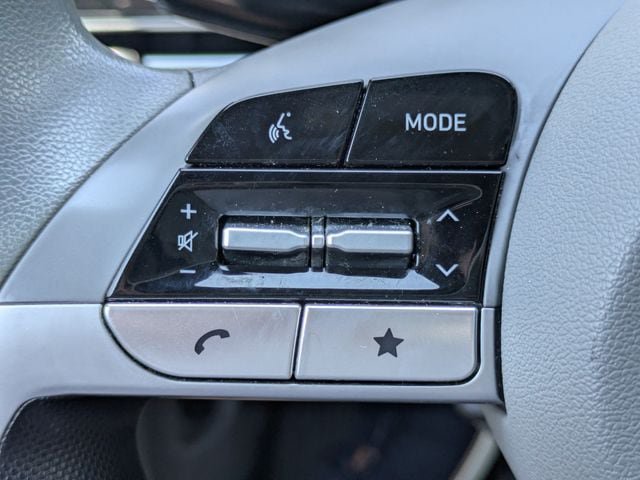 Used 2024 Hyundai Elantra SEL FWD image 23