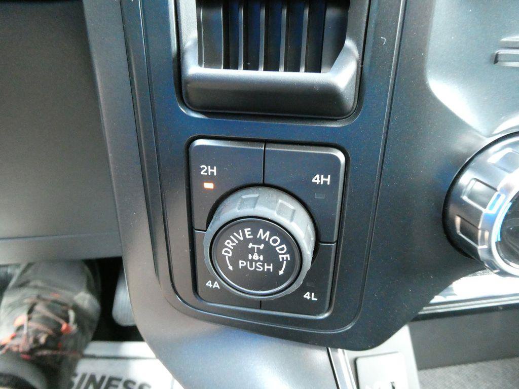 New 2026 Ford F150 Lariat w/ Equipment Group 501A Mid AWD/4WD image 23