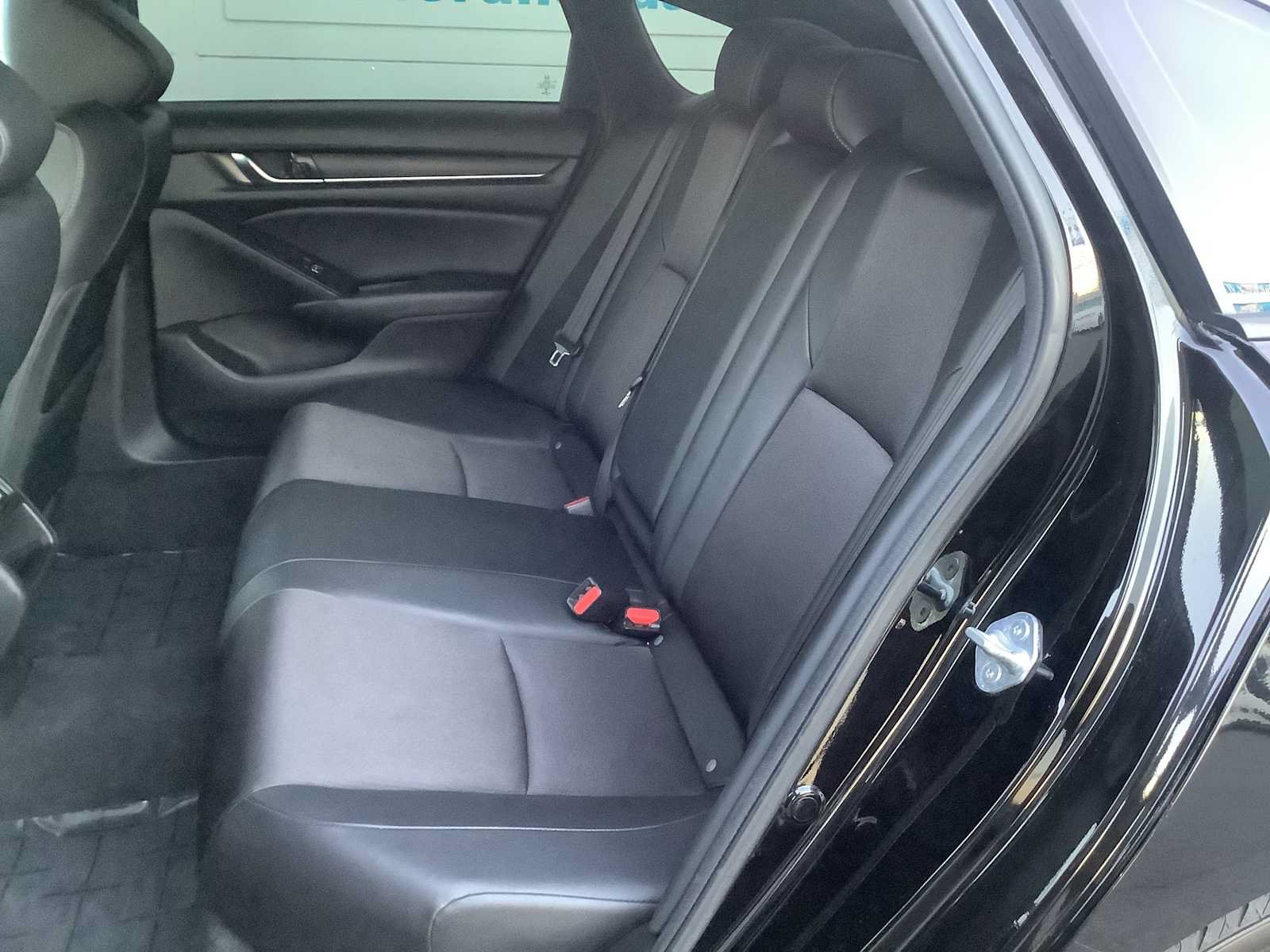 Used 2022 Honda Accord Sport image 13