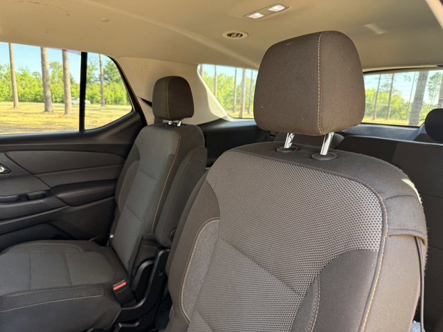 Used 2019 Chevrolet Traverse LT FWD image 26