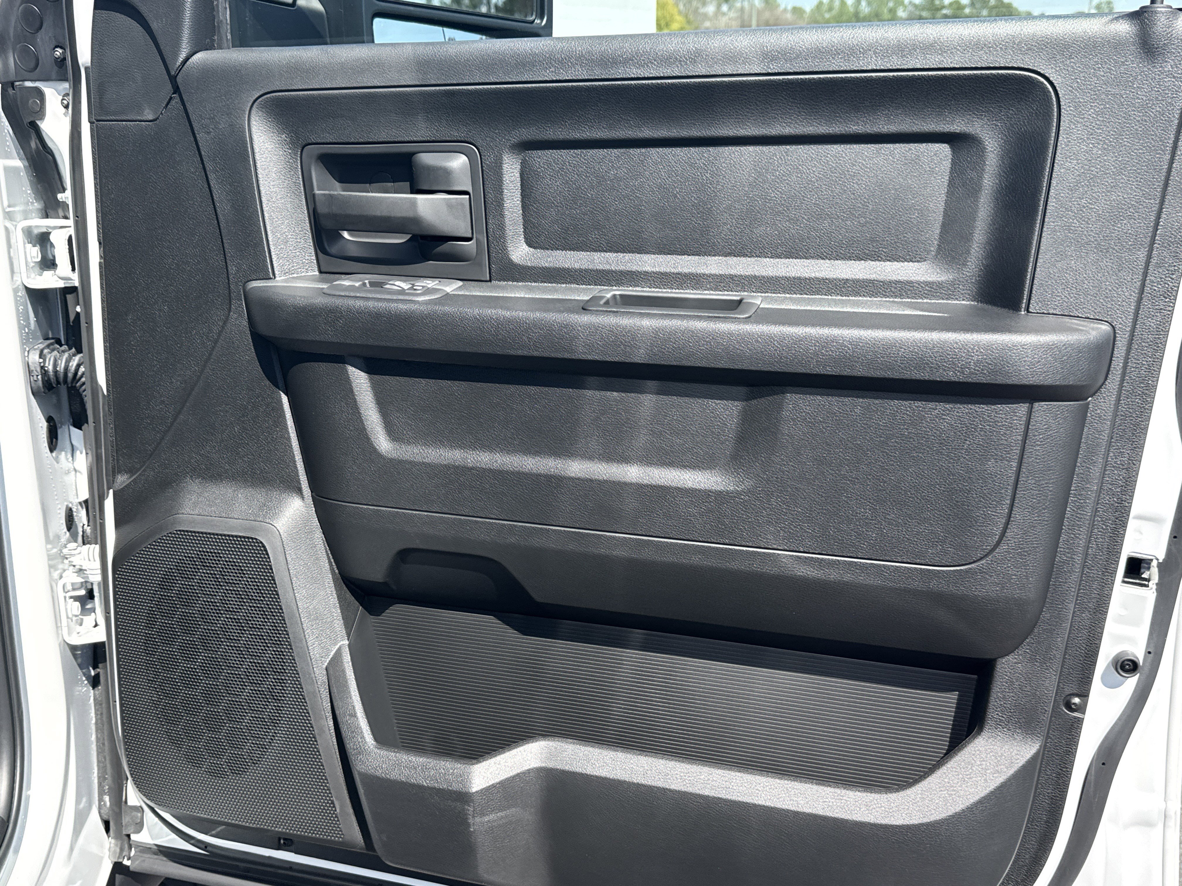 New 2026 RAM 5500 Tradesman w/ Chrome Appearance Group image 17