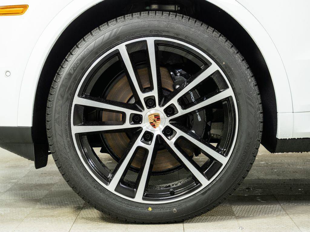 New 2026 Porsche Cayenne AWD/4WD image 38