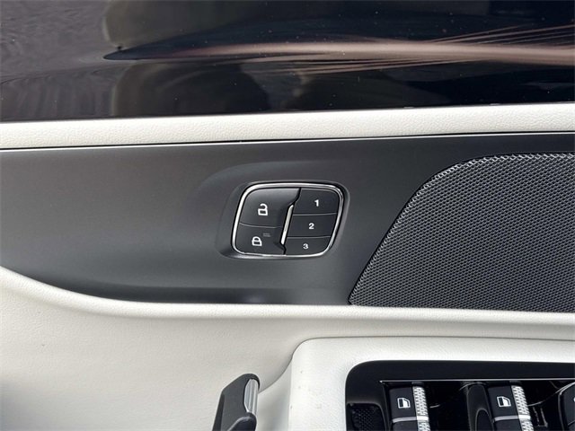 New 2026 Lincoln Nautilus Reserve image 21