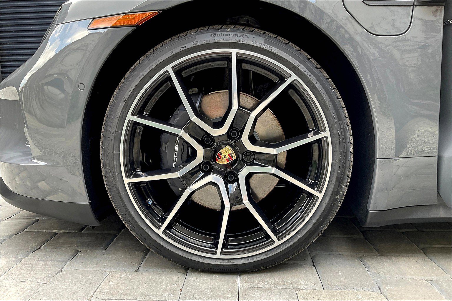 New 2025 Porsche Taycan image 13