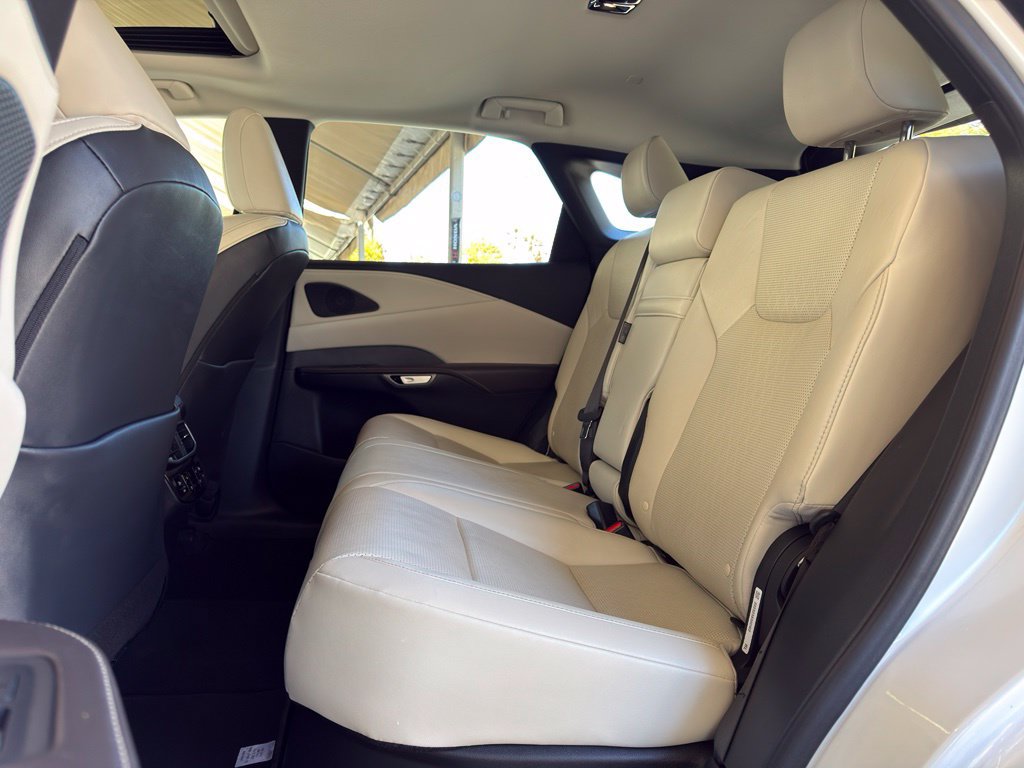 Certified 2023 Lexus RX 350 Premium Plus w/ Cold Area Package FWD image 20