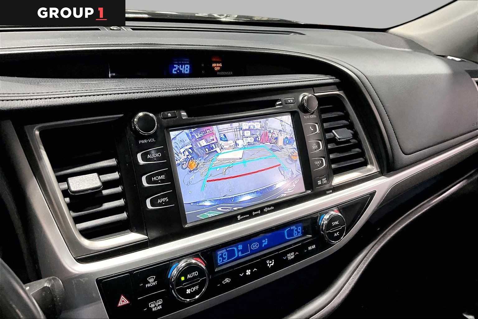 Used 2019 Toyota Highlander SE AWD/4WD image 27