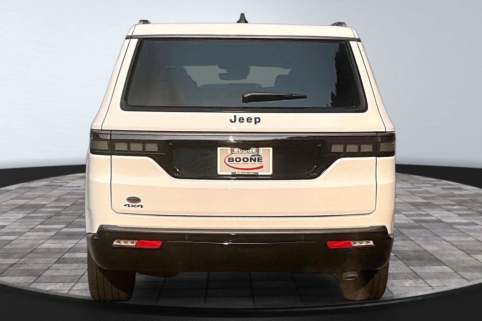 New 2026 Jeep Grand Wagoneer Limited AWD/4WD image 5