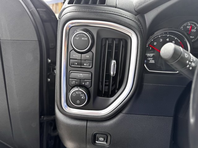 Used 2022 Chevrolet Silverado 1500 LT image 16