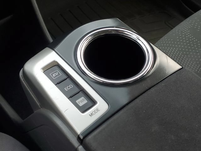 Used 2014 Toyota Prius V Three FWD image 21