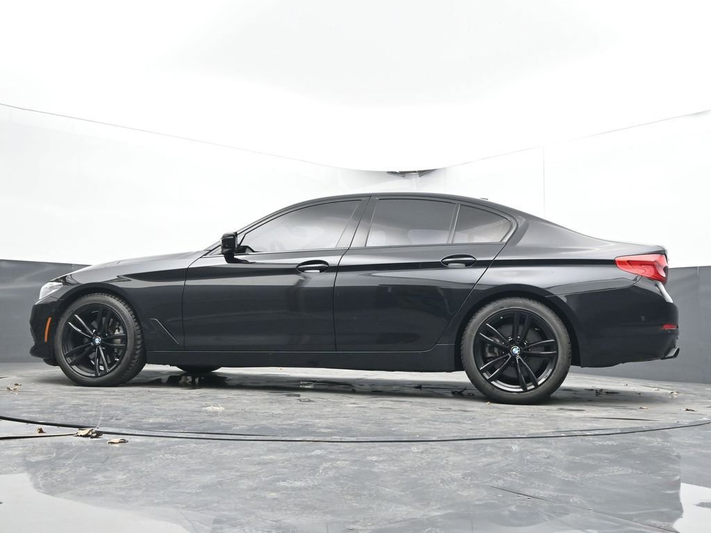 Used 2017 BMW 540i xDrive image 28